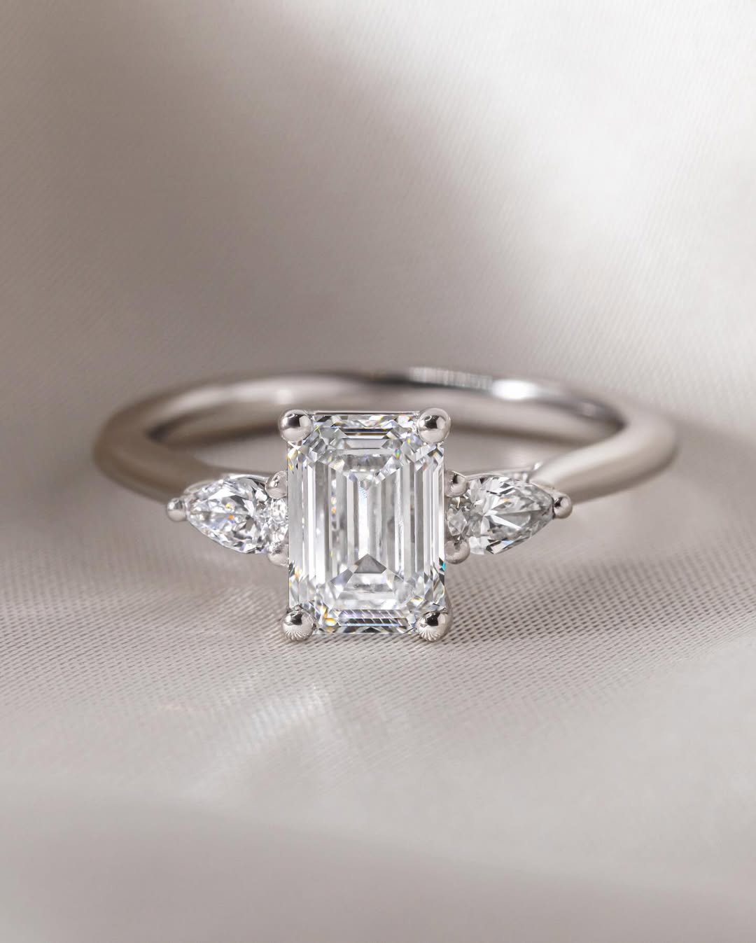 1.20 CT Emerald E/VS2 CVD Diamond Three Stone Style Engagement Ring