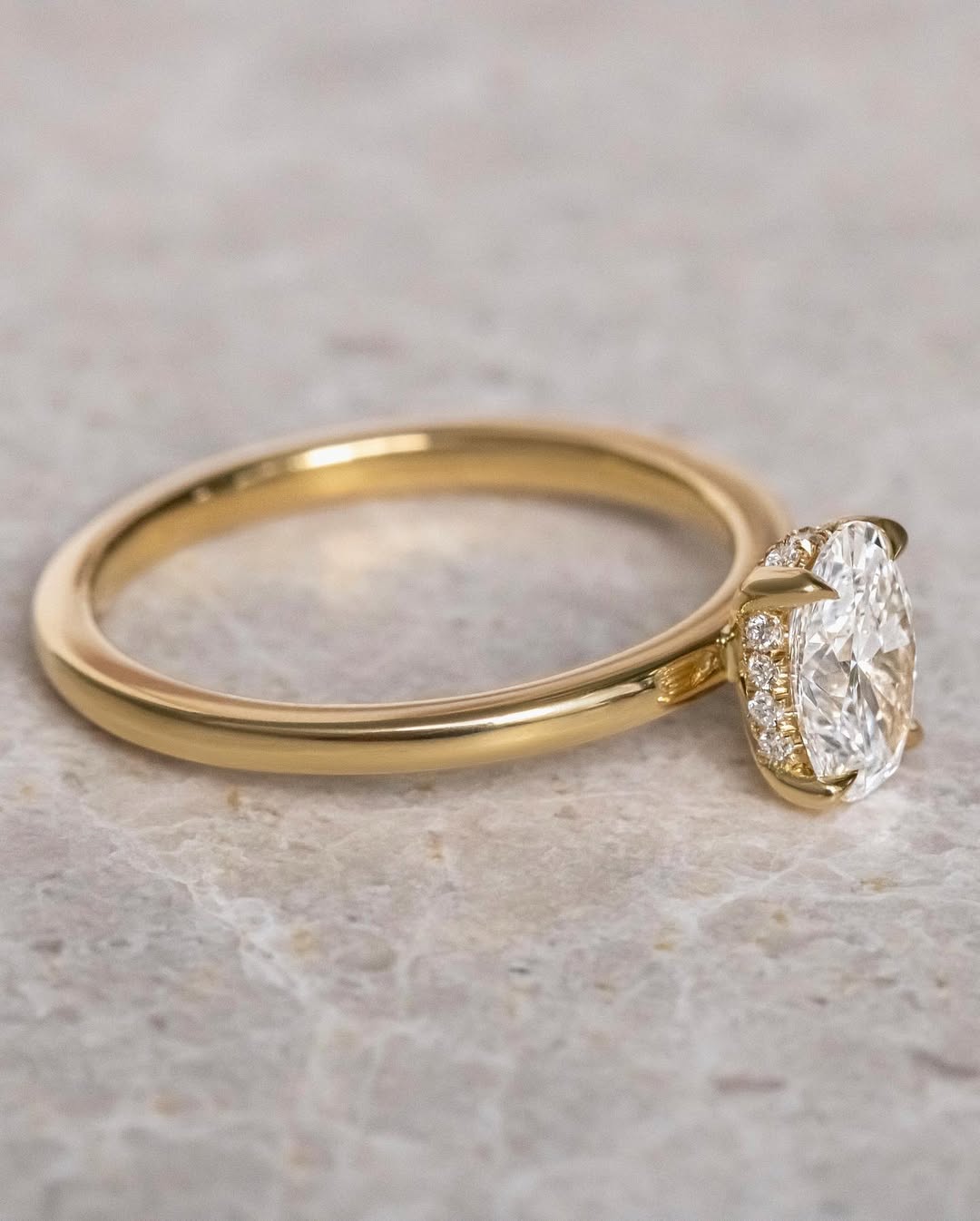 1.5 CT Oval E/VS2 CVD Diamond Hidden Halo Style Engagement Ring