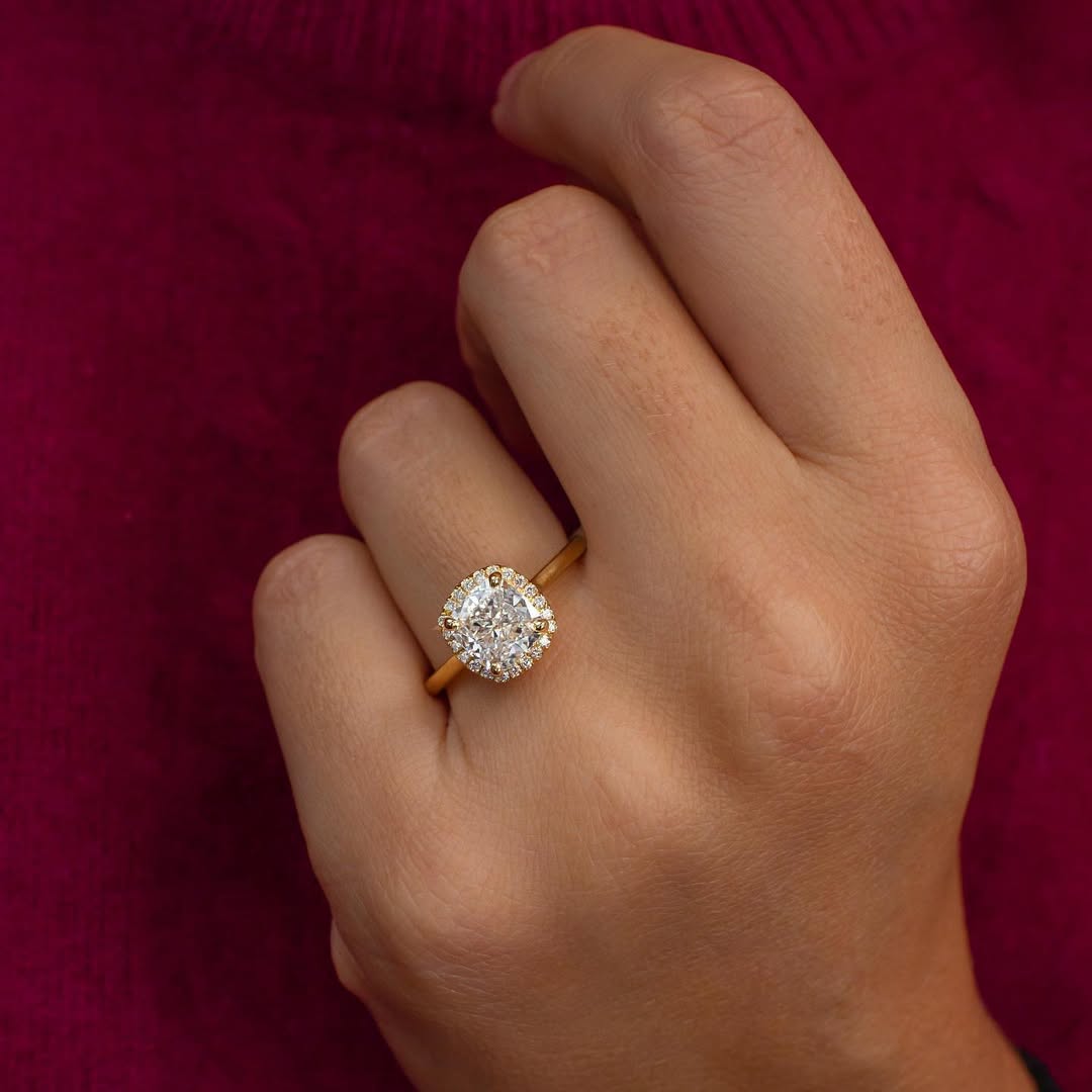 2.0 CT Cushion F/VS2 CVD Diamond Halo Style Engagement Ring