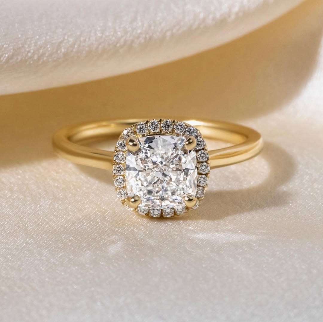 2.0 CT Cushion F/VS2 CVD Diamond Halo Style Engagement Ring