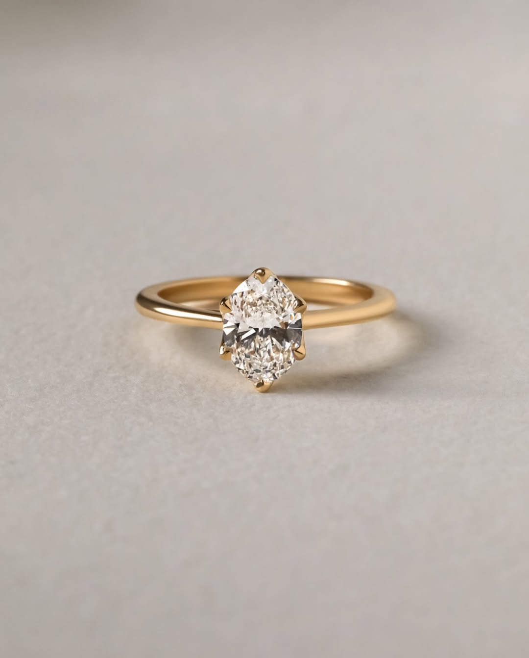 1.10 CT Oval D/VS1 CVD Diamond Solitaire Style Engagement Ring
