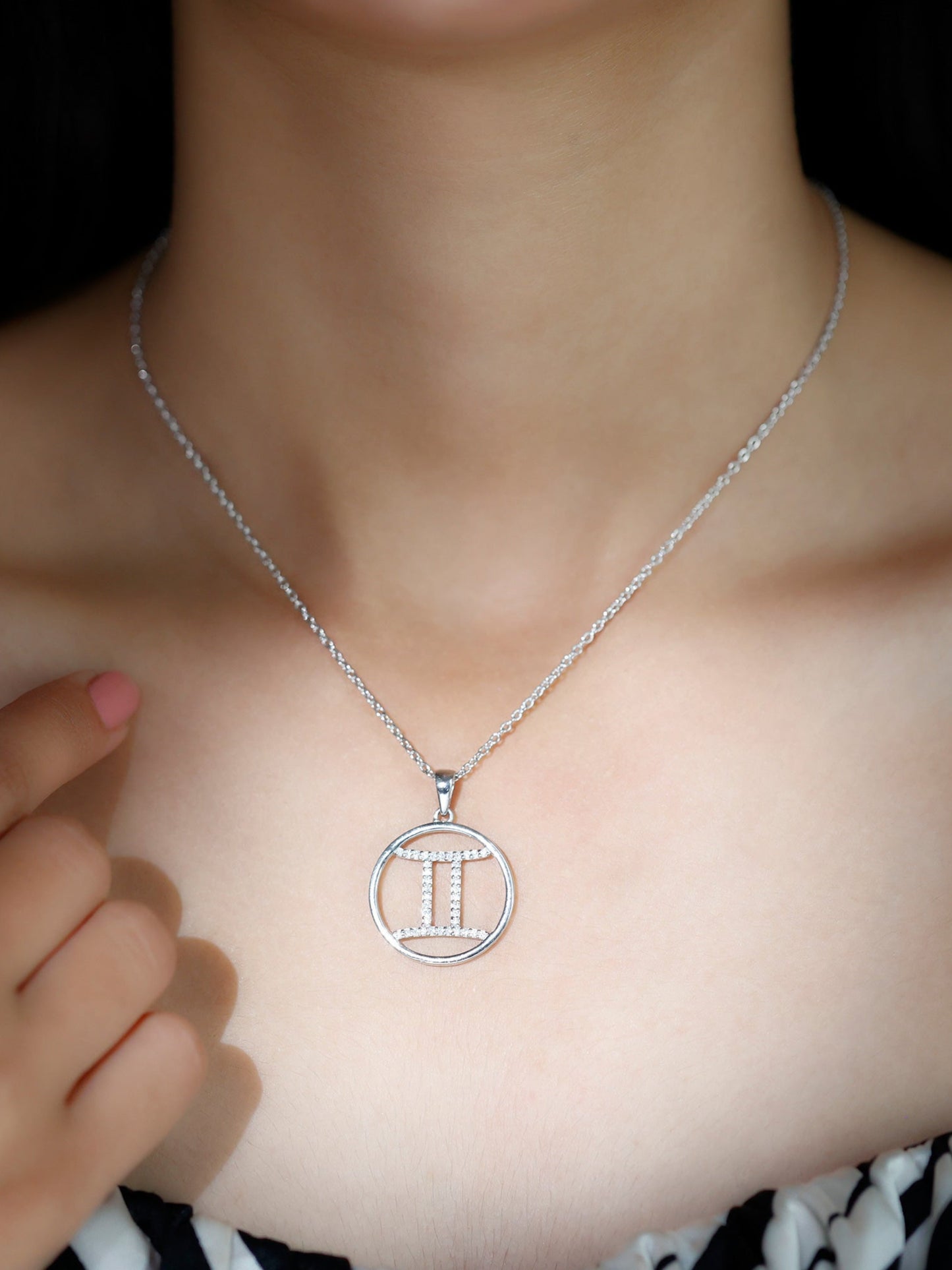 Freya- 0.56 TCW Round Gemini Zodiac Sign Moissanite Necklace