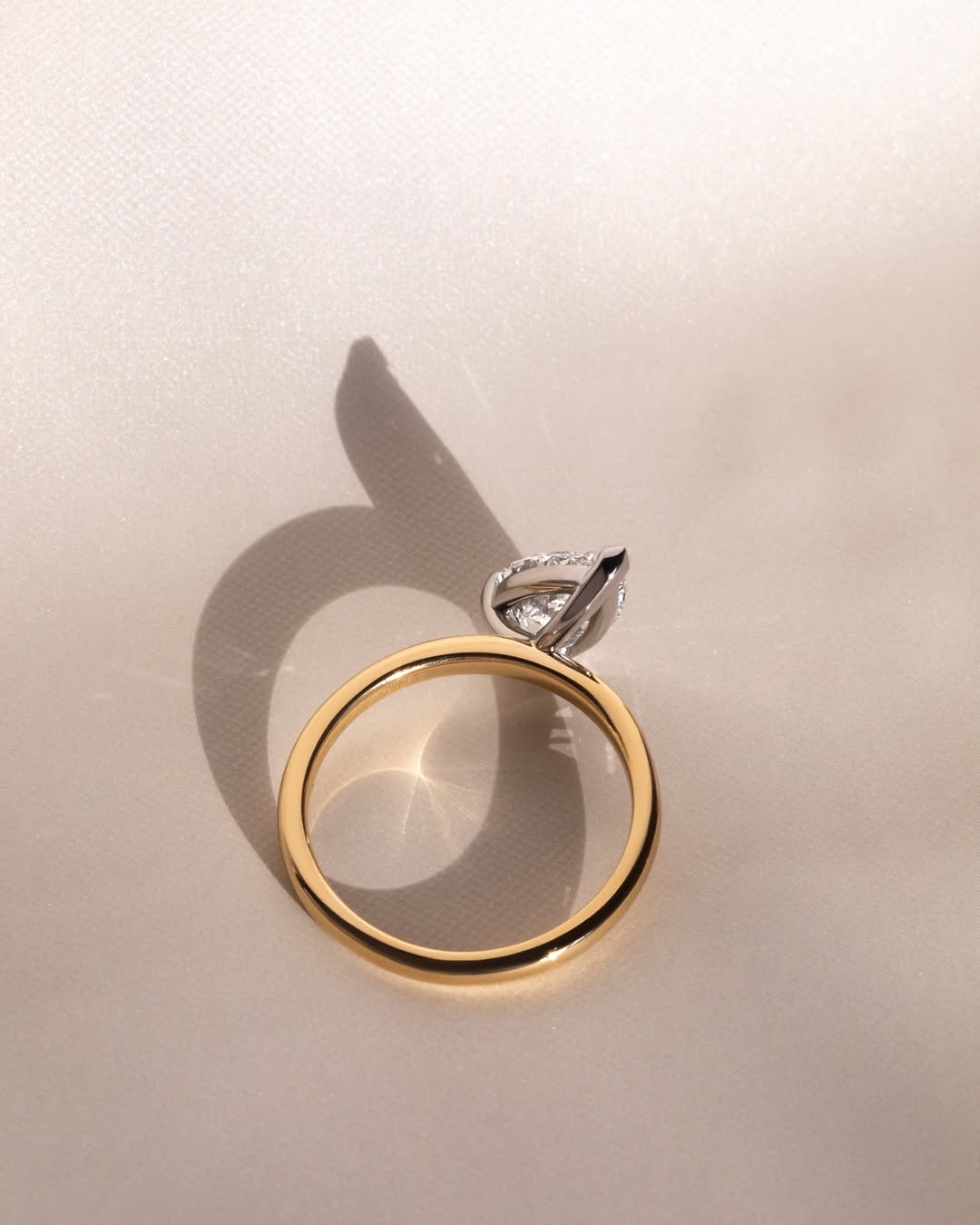 1.7 CT Pear F/VVS2 CVD Diamond Solitaire Style Engagement Ring