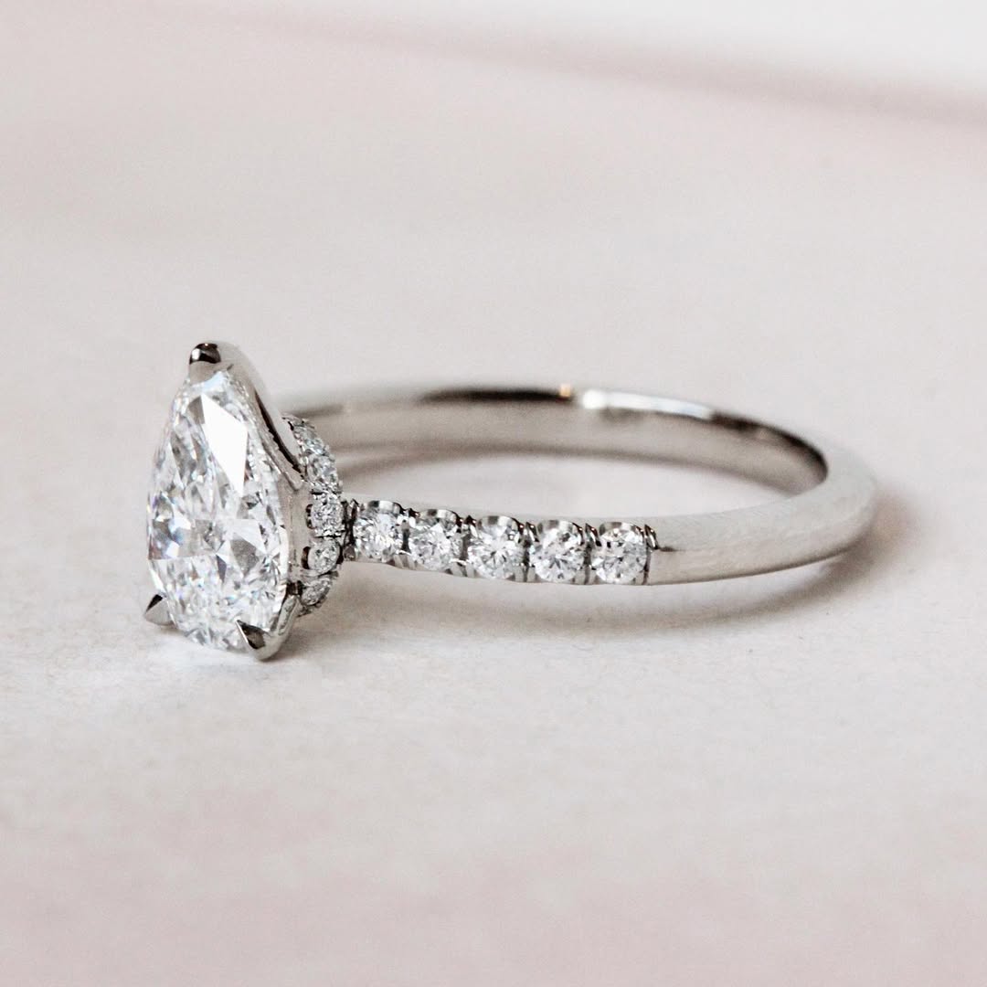 1.0 CT Pear E/VS1 CVD Diamond Pave Style Engagement Ring