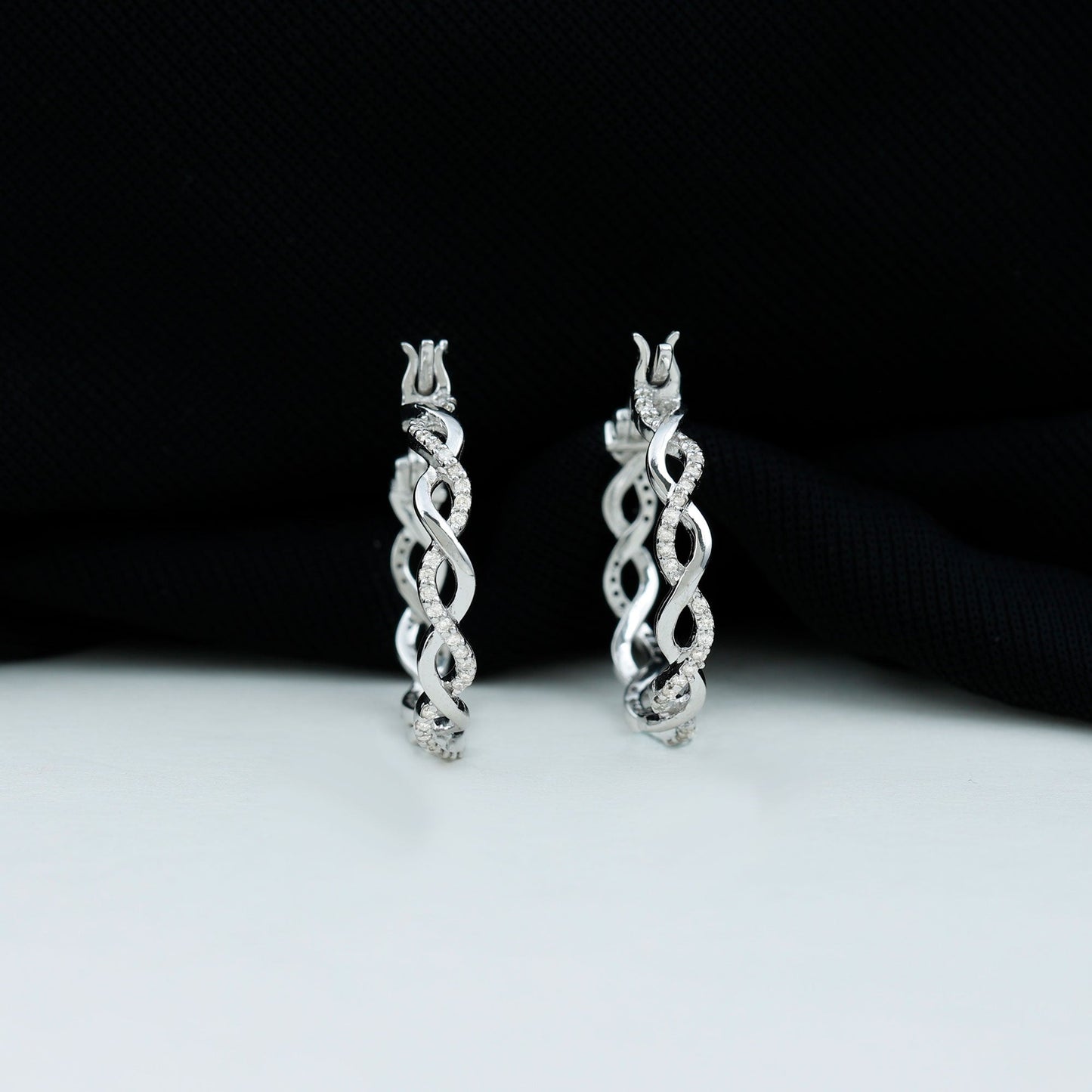 Everly- 0.30 TCW Round Hoop Moissanite Earrings