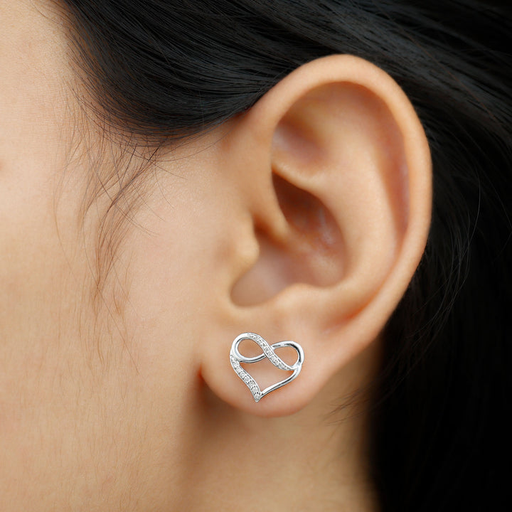 Daisy- 0.12 TCW Round Infinity Moissanite Earrings