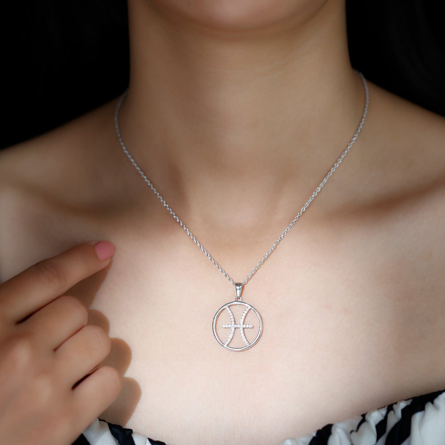 Elara- 0.55 TCW Round Zodiac Sign Moissanite Necklace