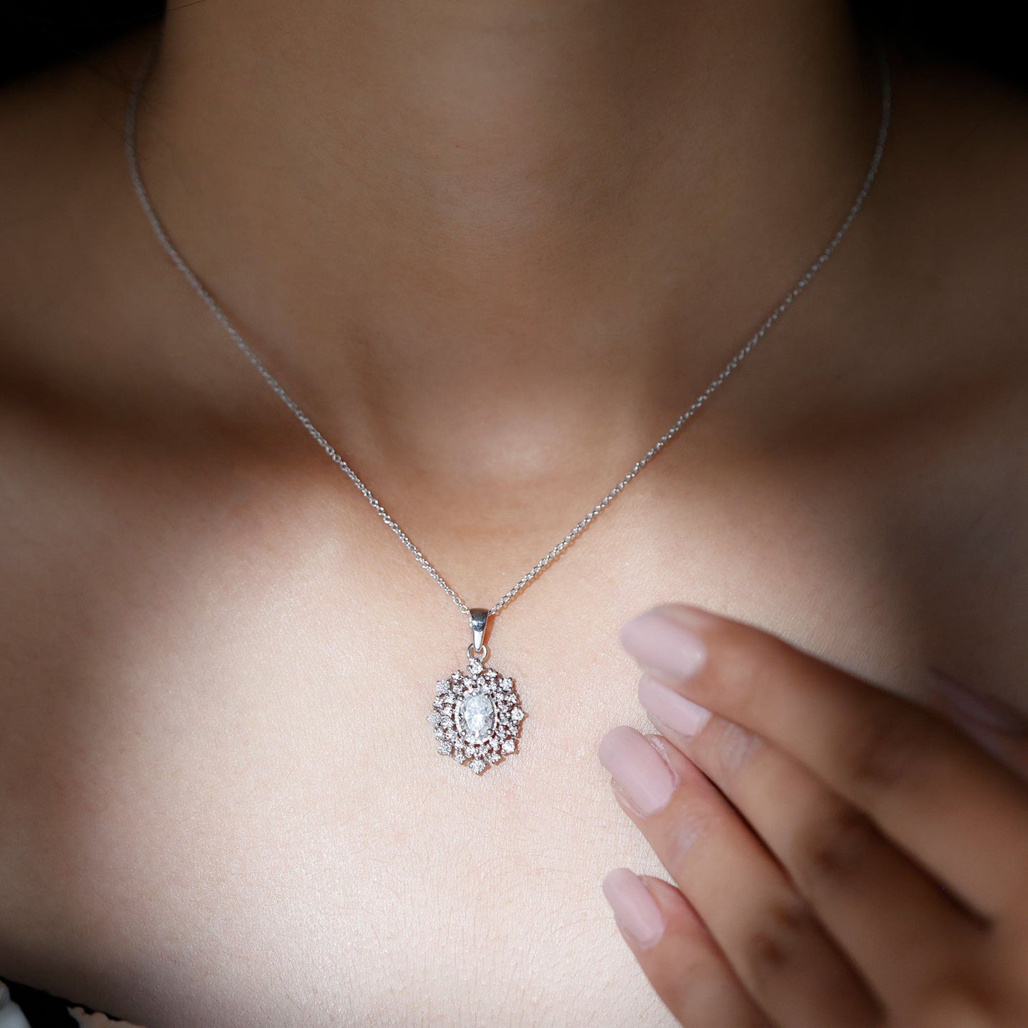 Giselle- 1.0 TCW Oval Halo Moissanite Necklace