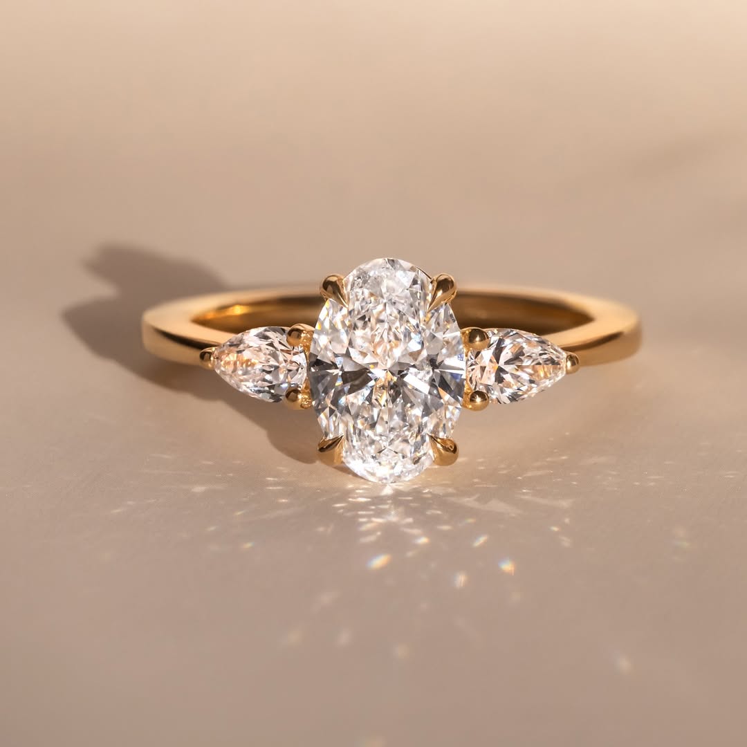 1.30 CT Oval E/VS1 CVD Diamond Three Stone Style Engagement Ring