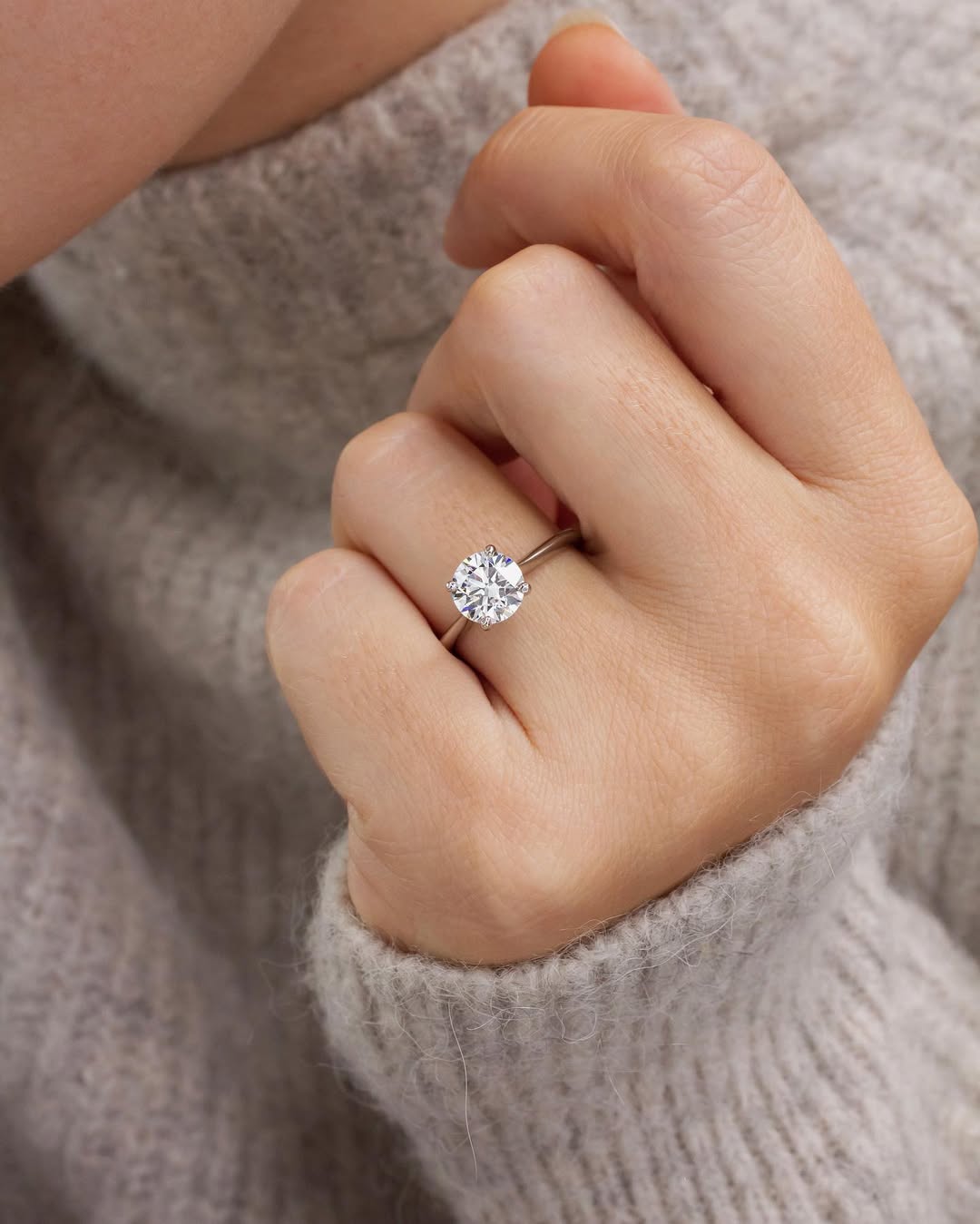 1.60 CT Round E/VVS2 CVD Diamond Solitaire Style Engagement Ring
