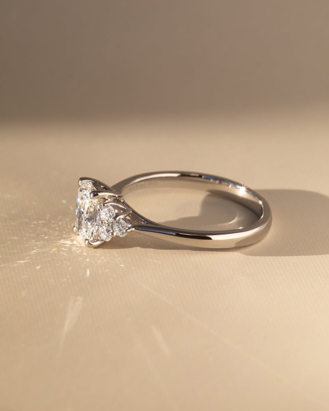 1.0 CT Radiant D/VS2 CVD Diamond Cluster Style Engagement Ring