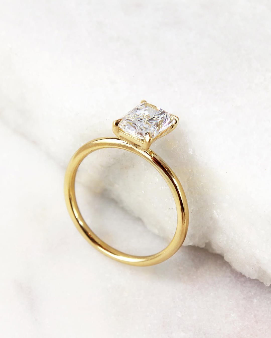 2.5 CT Radiant F/VS2 CVD Diamond Solitaire Style Engagement Ring