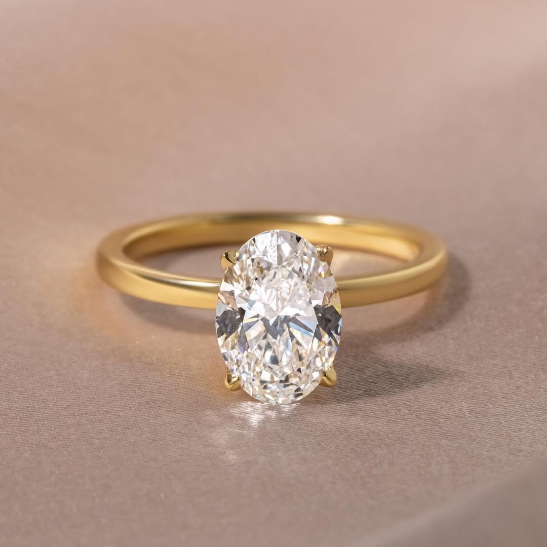 2.0 CT Oval E/VS2 CVD Diamond Hidden Halo Style Engagement Ring