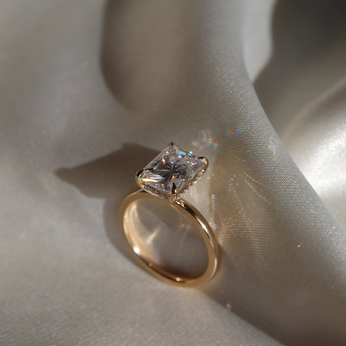 Juan- 1.50 CT Radiant Solitaire Moissanite Ring