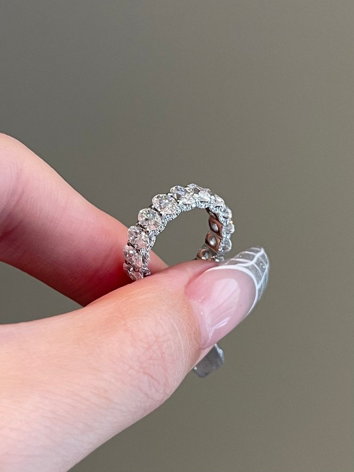 0.30 TCW Oval Moissanite Alternative Diamond Wedding Band