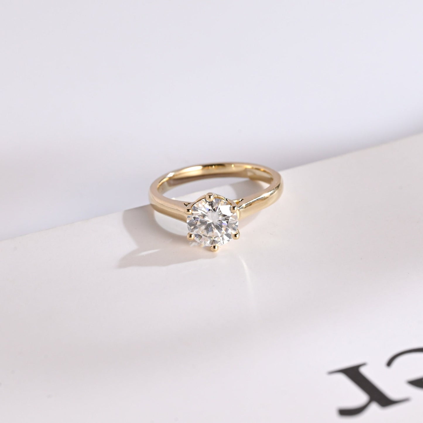 1.5 CT Round Cut Solitaire Moissanite Engagement Ring