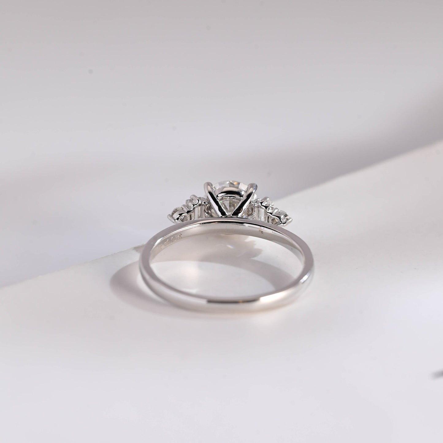 2.5 CT Round Cut Cluster Moissanite Engagement Ring