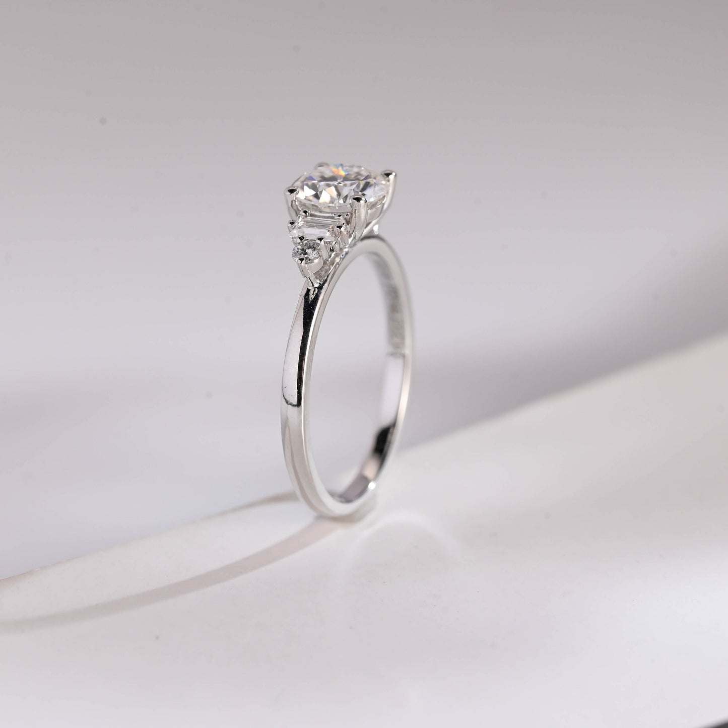 2.5 CT Round Cut Cluster Moissanite Engagement Ring