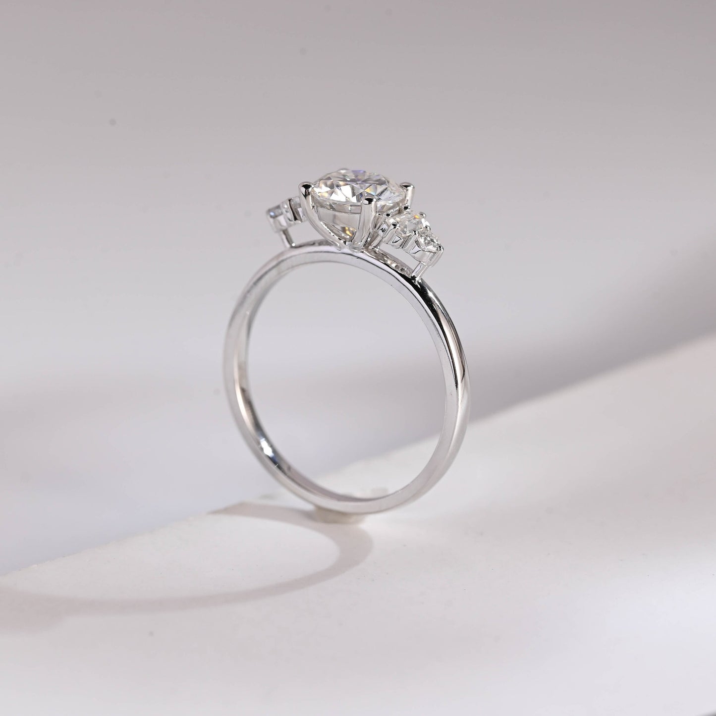 2.5 CT Round Cut Cluster Moissanite Engagement Ring