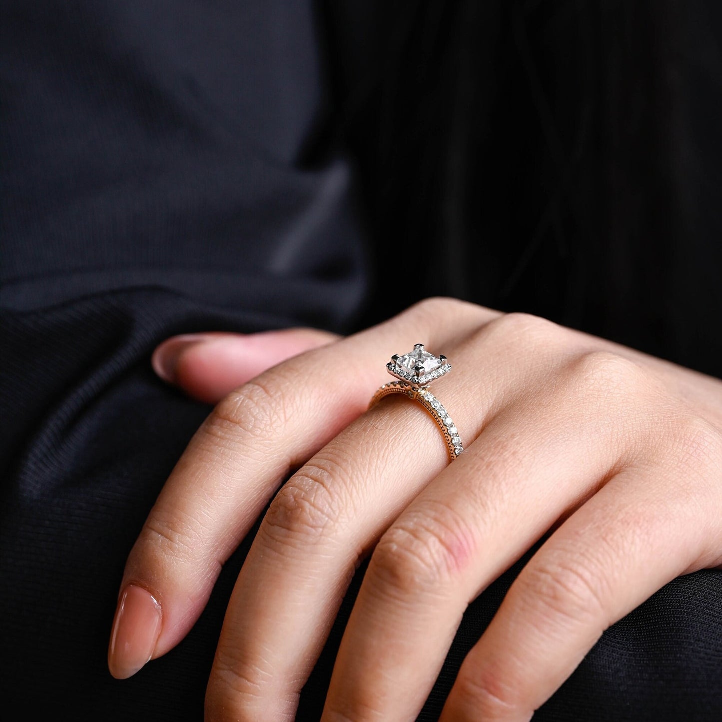 1.5 CT Princess Cut Halo Moissanite Engagement Ring