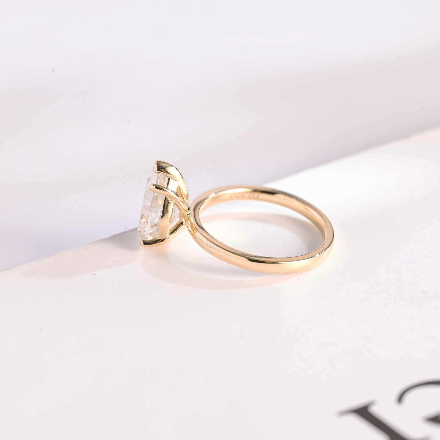 3.0 CT Pear Cut Solitaire Moissanite Engagement Ring