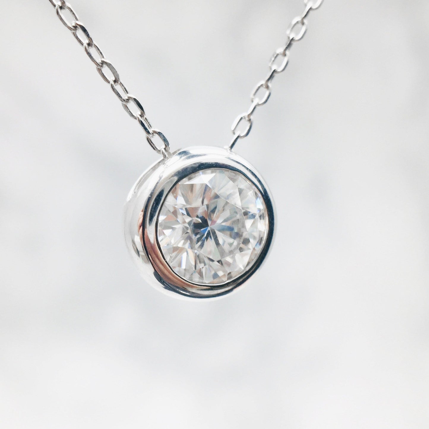 Ophelia- 3.0 CT Round Bezel Moissanite Necklace