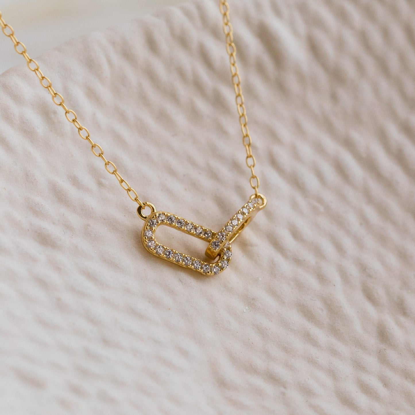 Fiona- 0.15 TCW Round Pave Linked Moissanite Necklace