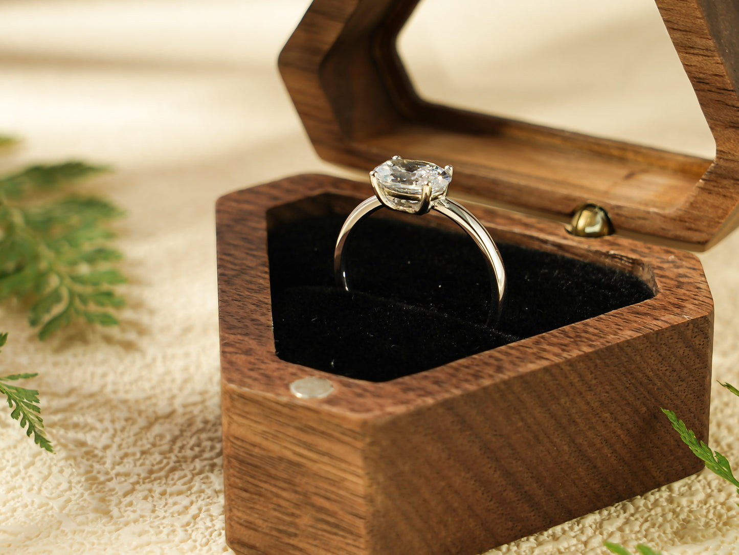 1.0 CT Oval Cut Solitaire Moissanite Engagement Ring