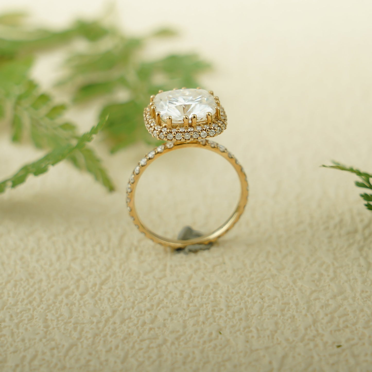 1.0 CT Cushion Cut Halo Moissanite Engagement Ring