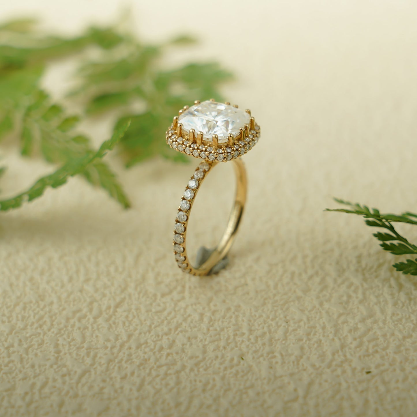 1.0 CT Cushion Cut Halo Moissanite Engagement Ring