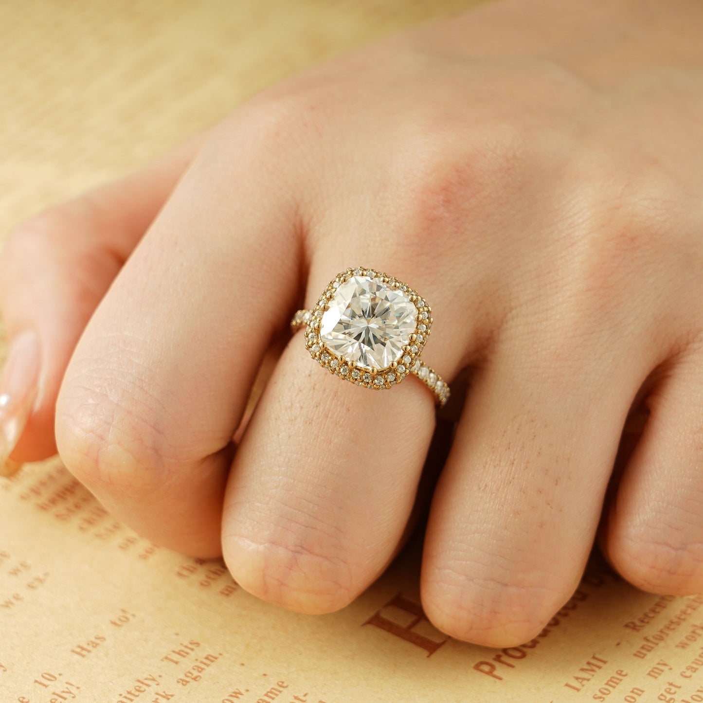 1.0 CT Cushion Cut Halo Moissanite Engagement Ring