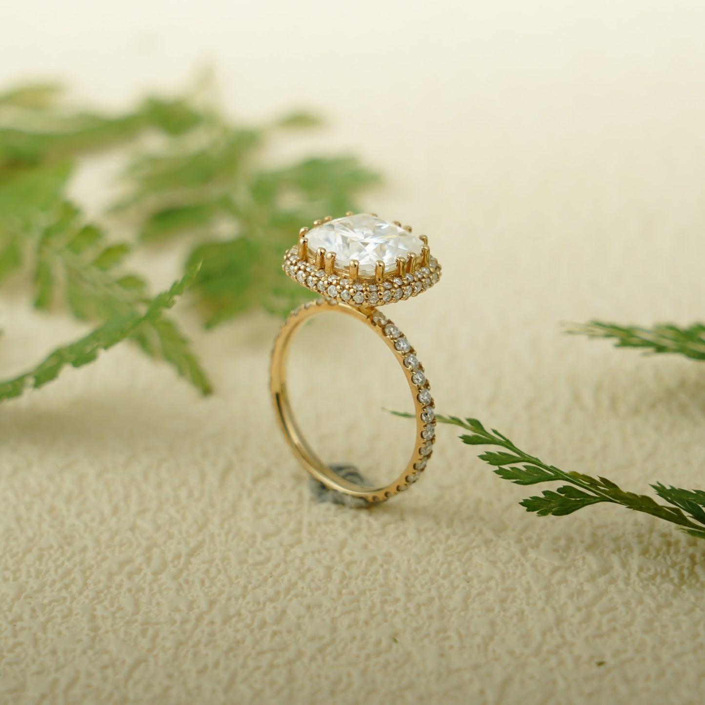 1.0 CT Cushion Cut Halo Moissanite Engagement Ring