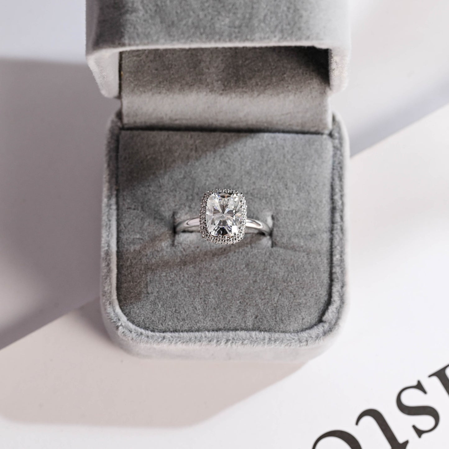3.0 CT Oval Cut Halo Moissanite Engagement Ring