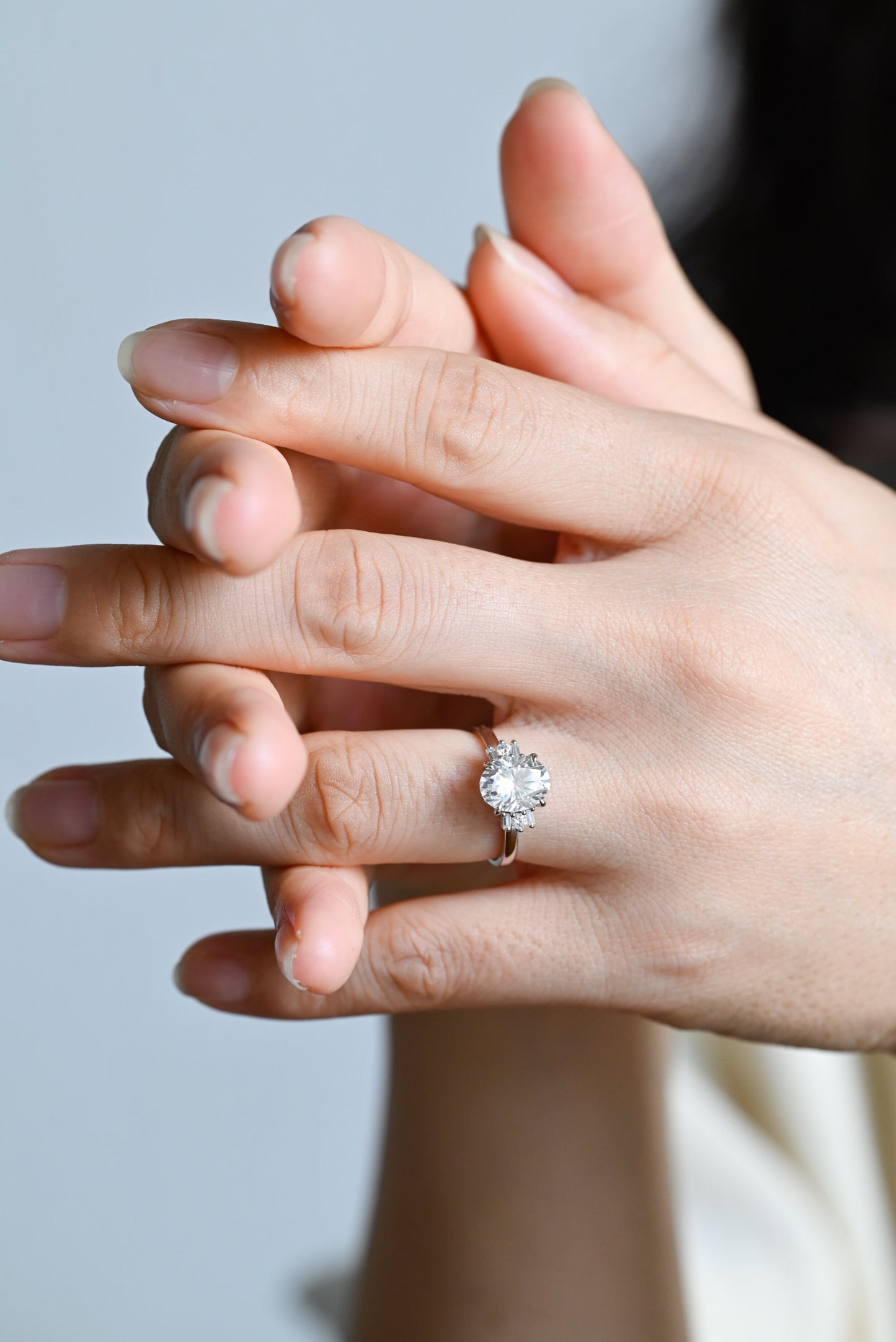 1.0 CT Oval Cut Cluster Moissanite Engagement Ring