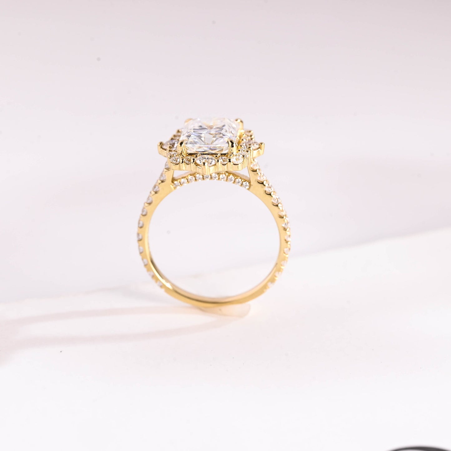 4.0 CT Radiant Cut Halo Moissanite Engagement Ring