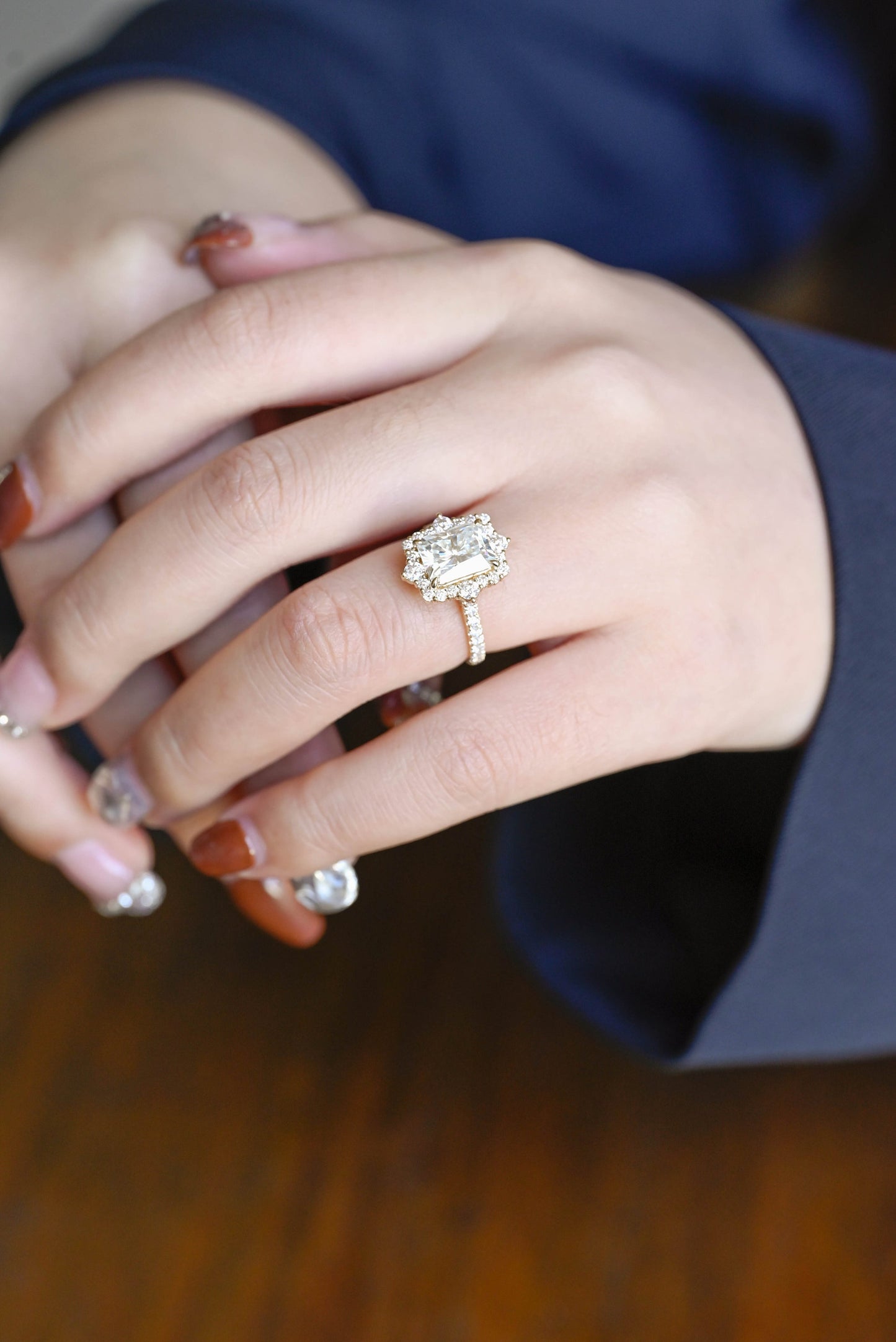 4.0 CT Radiant Cut Halo Moissanite Engagement Ring