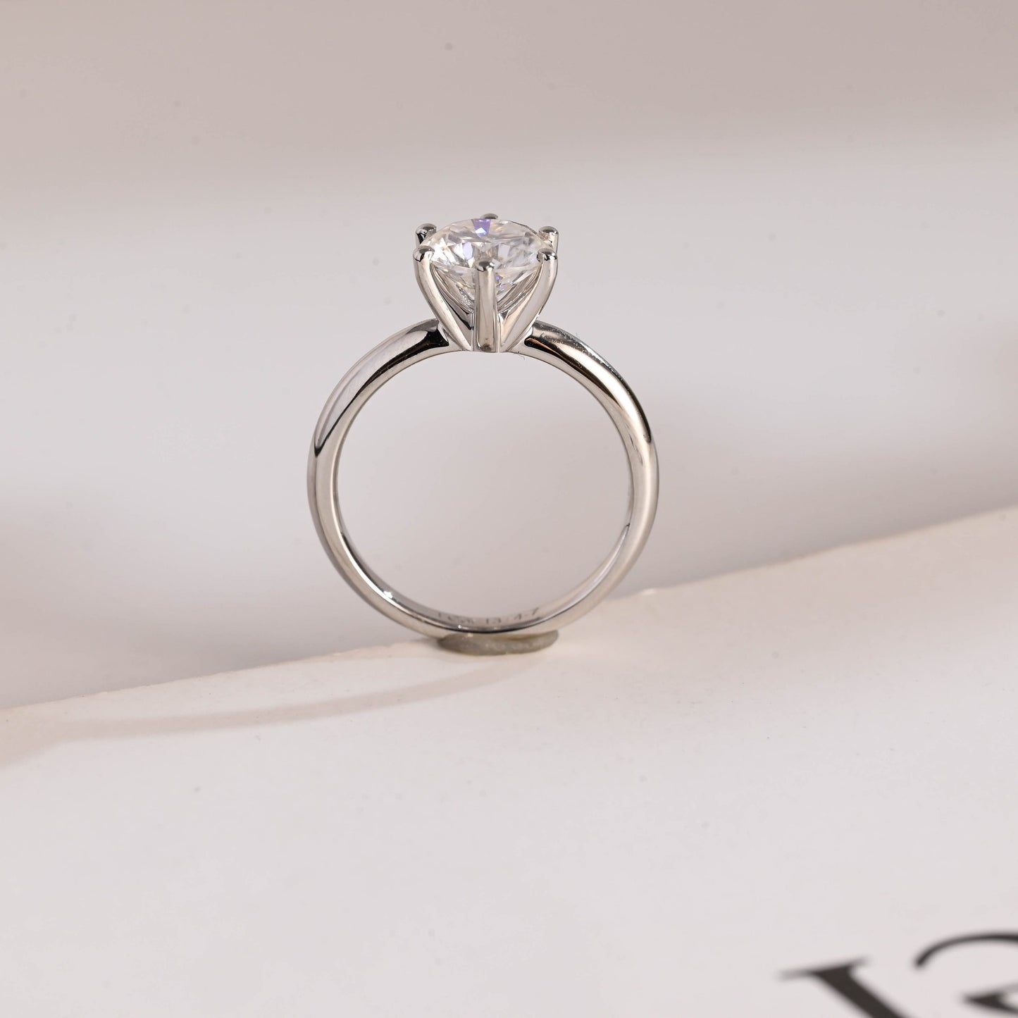 1.5 CT Round Cut Solitaire Moissanite Engagement Ring