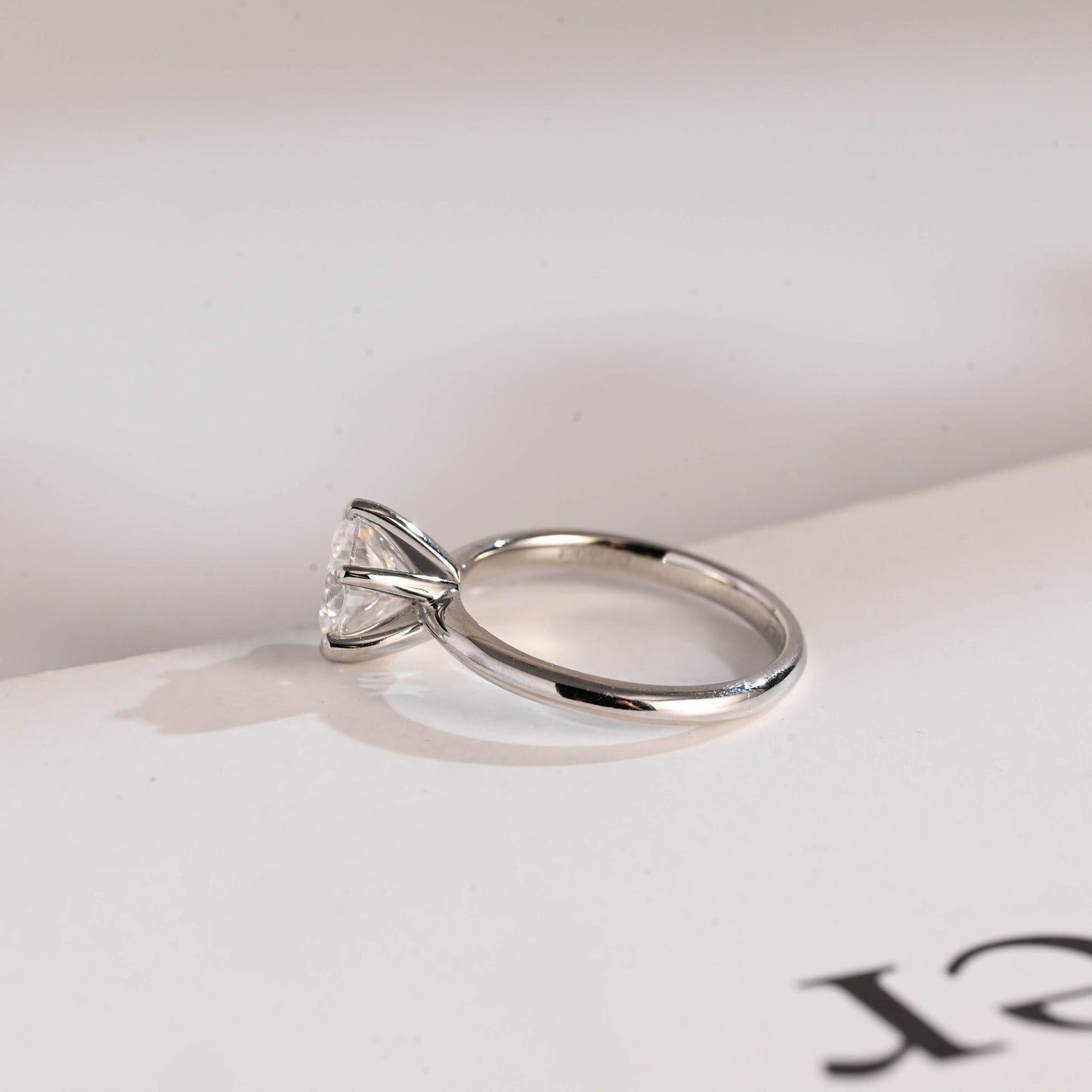 1.5 CT Round Cut Solitaire Moissanite Engagement Ring