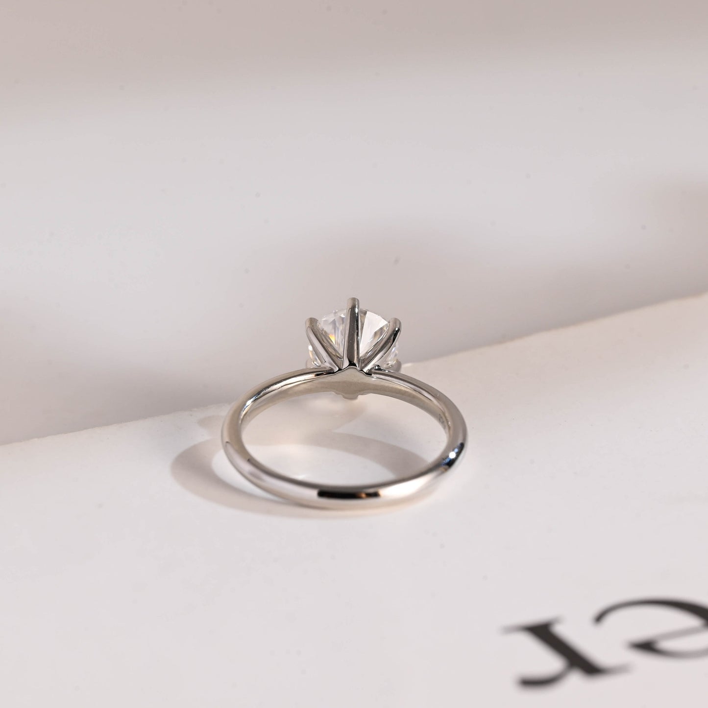 1.5 CT Round Cut Solitaire Moissanite Engagement Ring