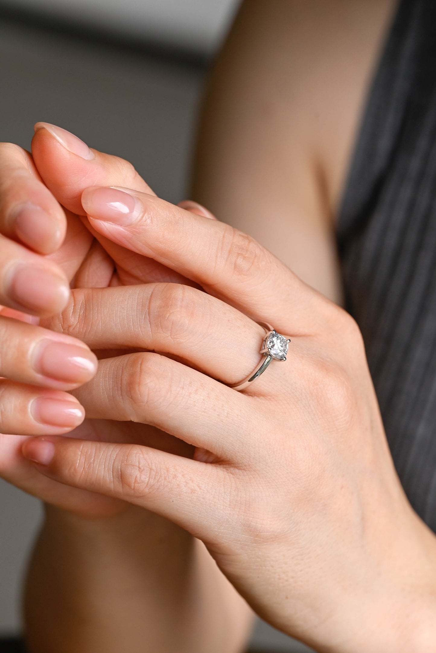 1.0 CT Cushion Cut Solitaire Moissanite Engagement Ring