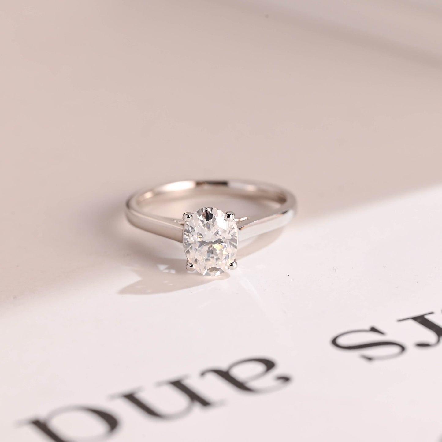 1.5 CT Oval Cut Solitaire Moissanite Engagement Ring