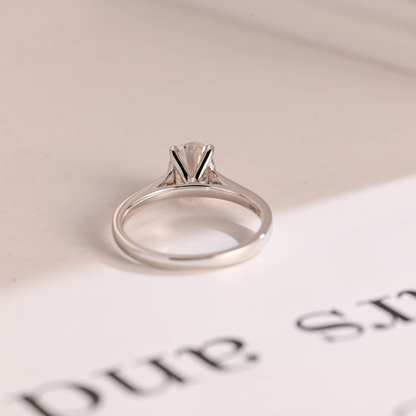 1.5 CT Oval Cut Solitaire Moissanite Engagement Ring