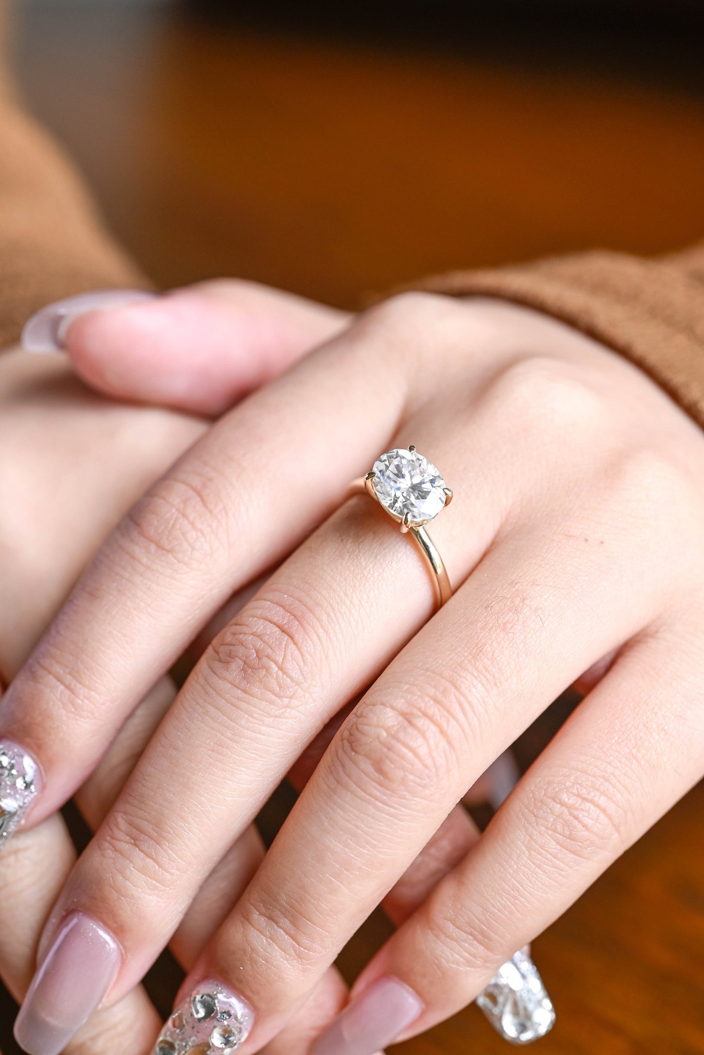1.7 CT Oval Cut Solitaire Moissanite Engagement Ring