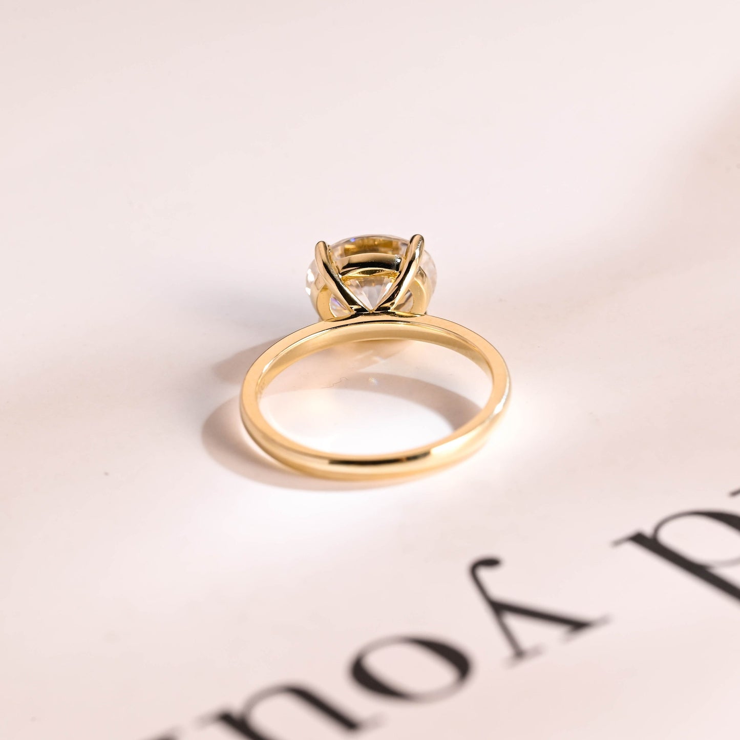 1.7 CT Oval Cut Solitaire Moissanite Engagement Ring