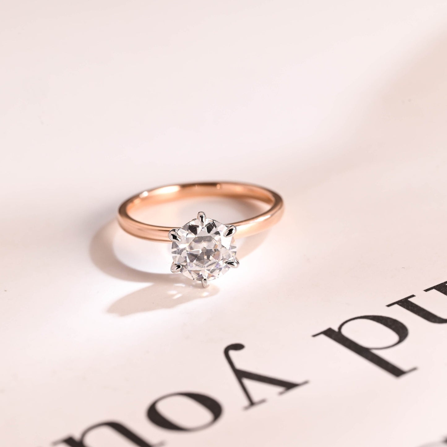 1.0 CT Round Cut Hidden Halo Moissanite Engagement Ring