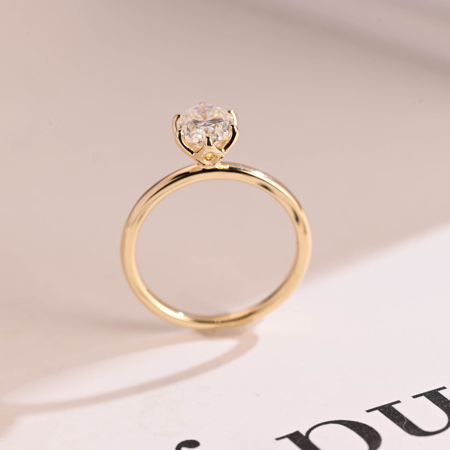 2.0 CT Oval Cut Solitaire Moissanite Engagement Ring