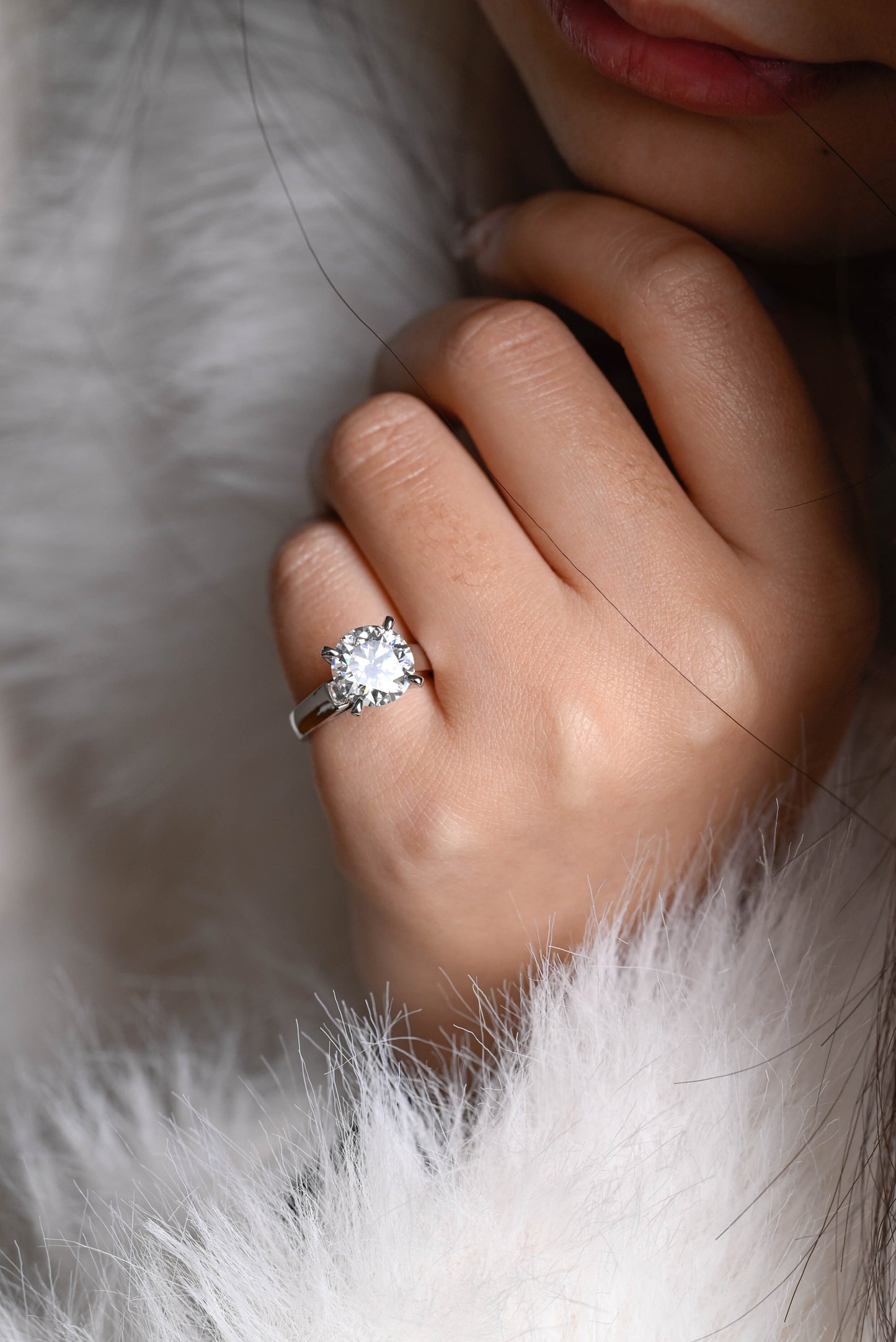 3.5 CT Round Cut Solitaire Moissanite Engagement Ring