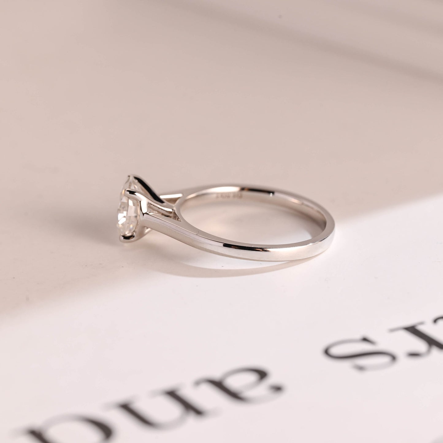 1.5 CT Oval Cut Solitaire Moissanite Engagement Ring