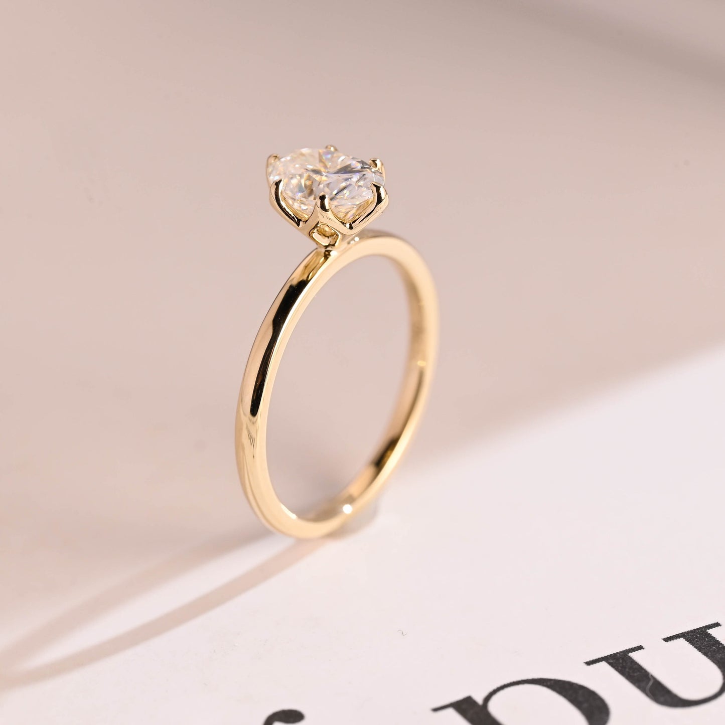 2.0 CT Oval Cut Solitaire Moissanite Engagement Ring
