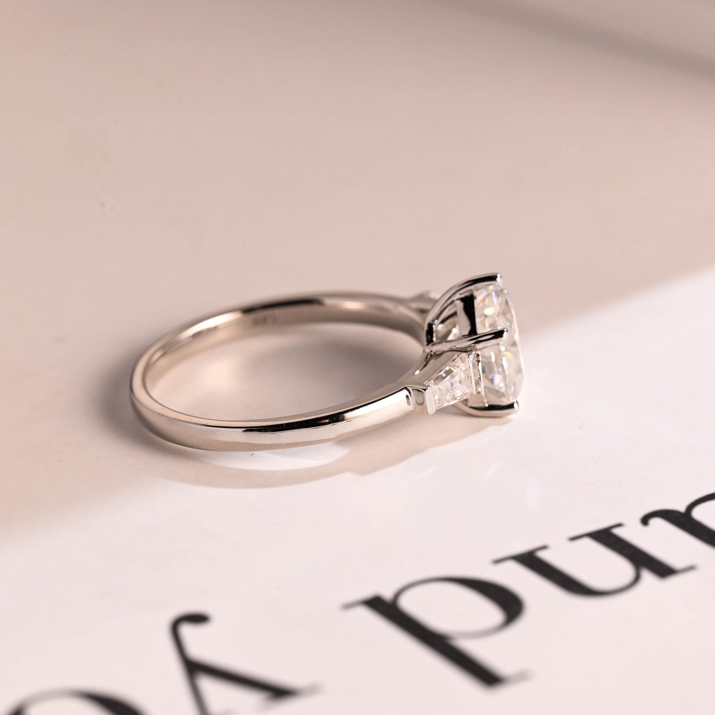2.0 CT Heart Cut Three Stone Moissanite Engagement Ring